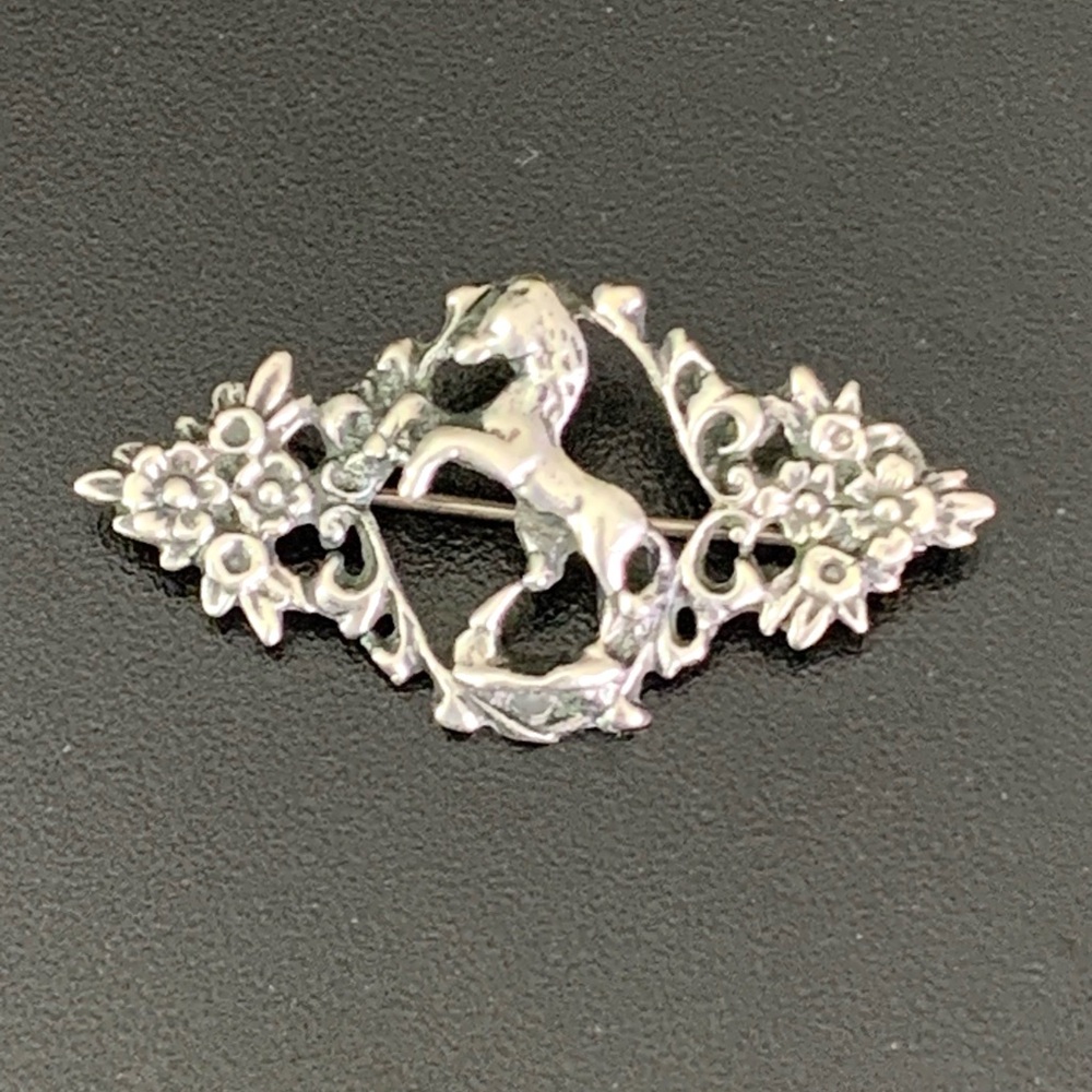 RARE ~ Vintage 925 Sterling Silver Horse Jumping Brooch